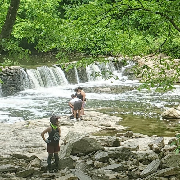 Meet your posher: Colleenette Cacahuete - Picture 12 of 13